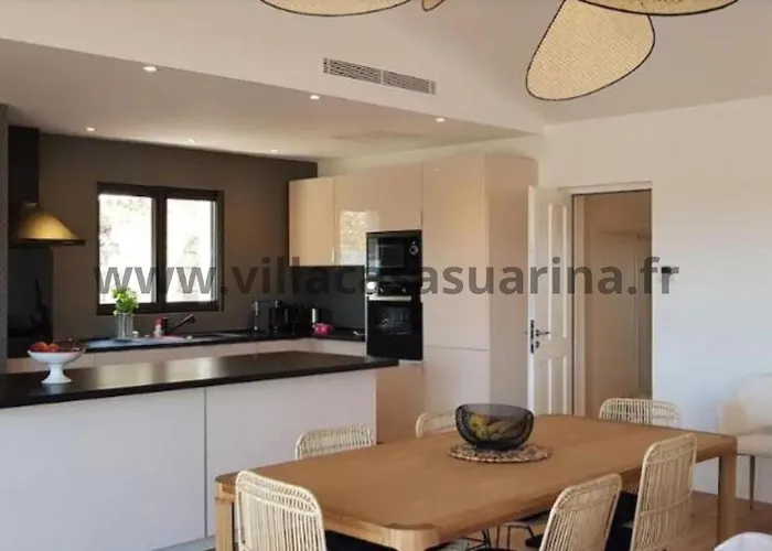 Vue Mer, Piscine Chauffee A Vecchio 维琪奥港